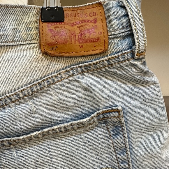 Vintage Levi 501 denim shorts 27 - Picture 4 of 5